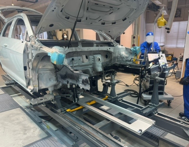 Body Repair Training｜鹿児島の鈑金塗装・車検なら株式会社柴田自動車